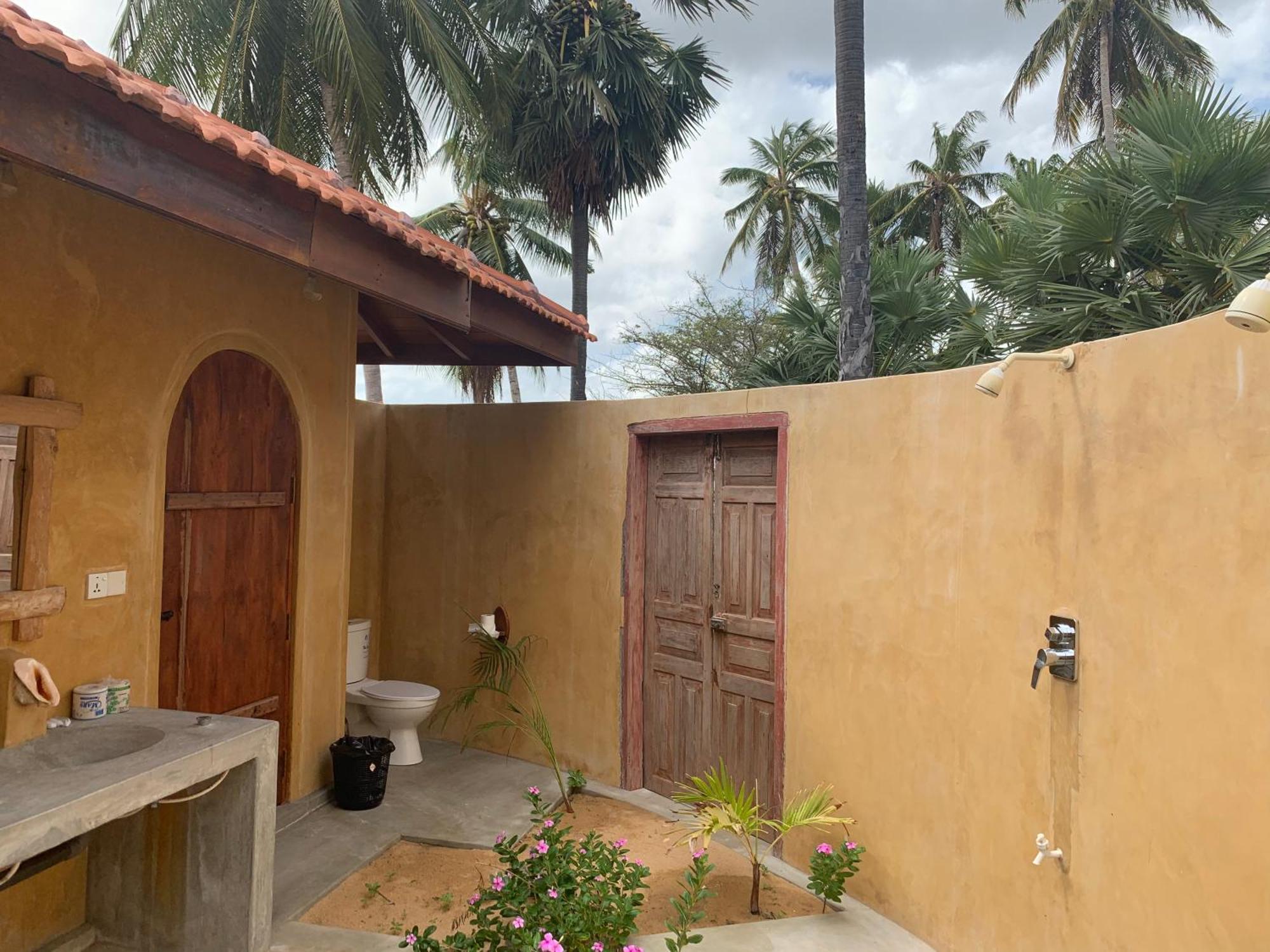 Kitelantis Hotel And Resort Kalpitiya Bagian luar foto